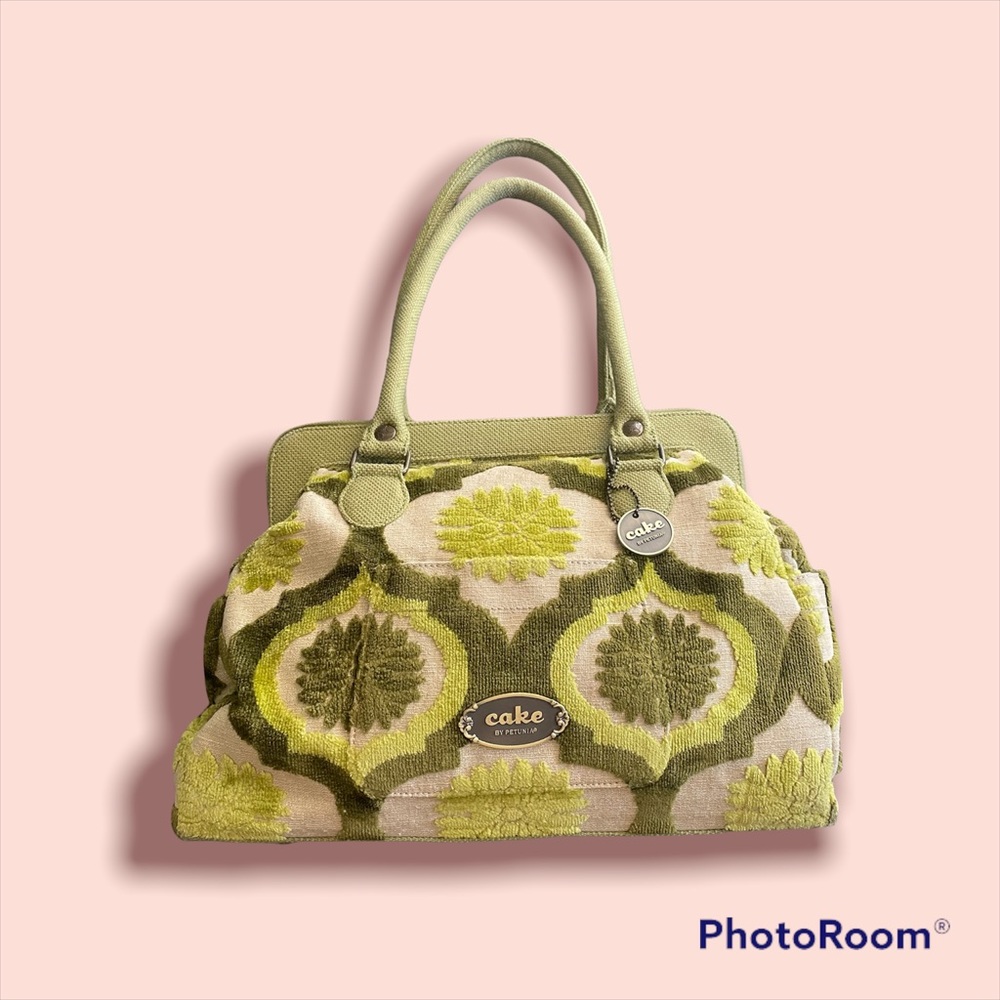 Cake by Petunia Pickle Bottom Diaper Bag